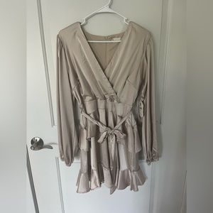 Altar’d State champagne dress with tie